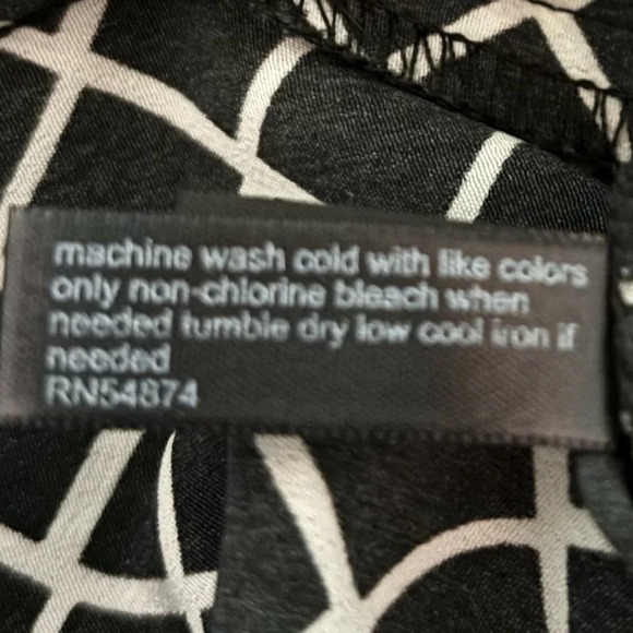 The Limited Womens Black White Tunic Style 3/4 Sleeve Check Pattern Sz Small Top - Picture 7 of 10